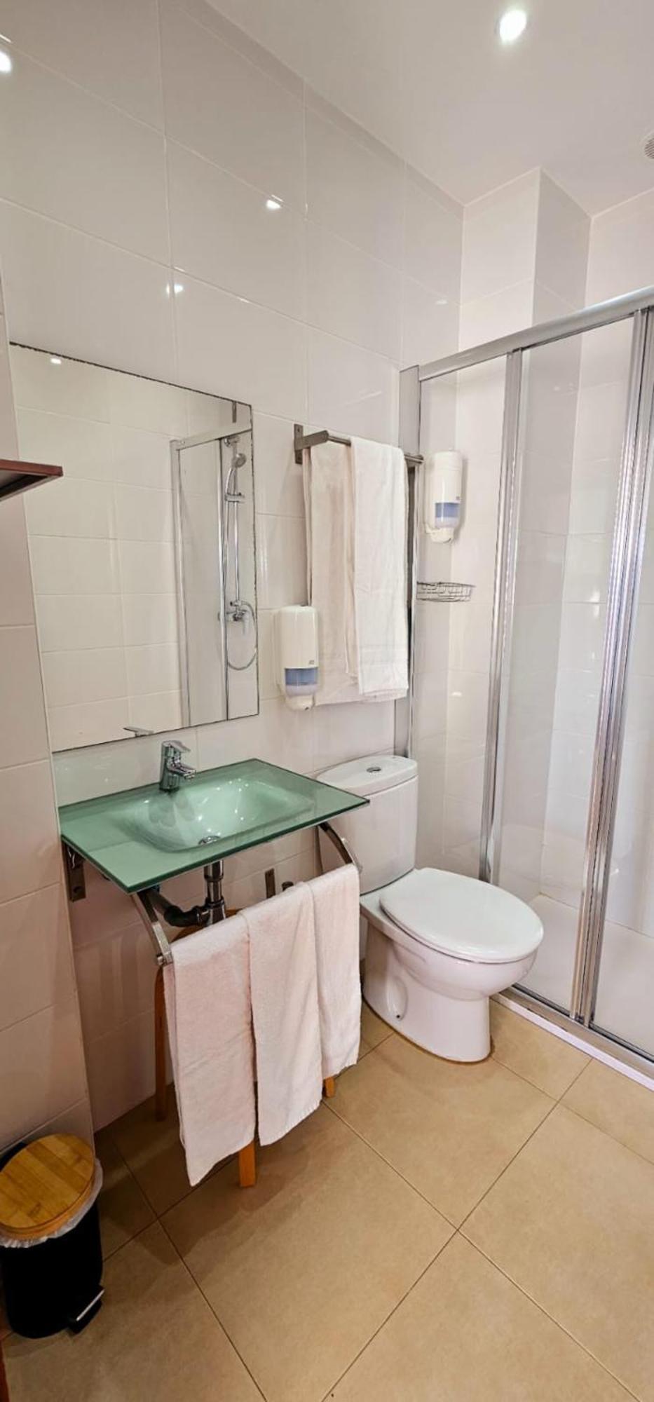 Hotel Artxanda Bilbao, Parking Gratuito En El Exterior Junto Al Hotel (Adults Only) Екстериор снимка
