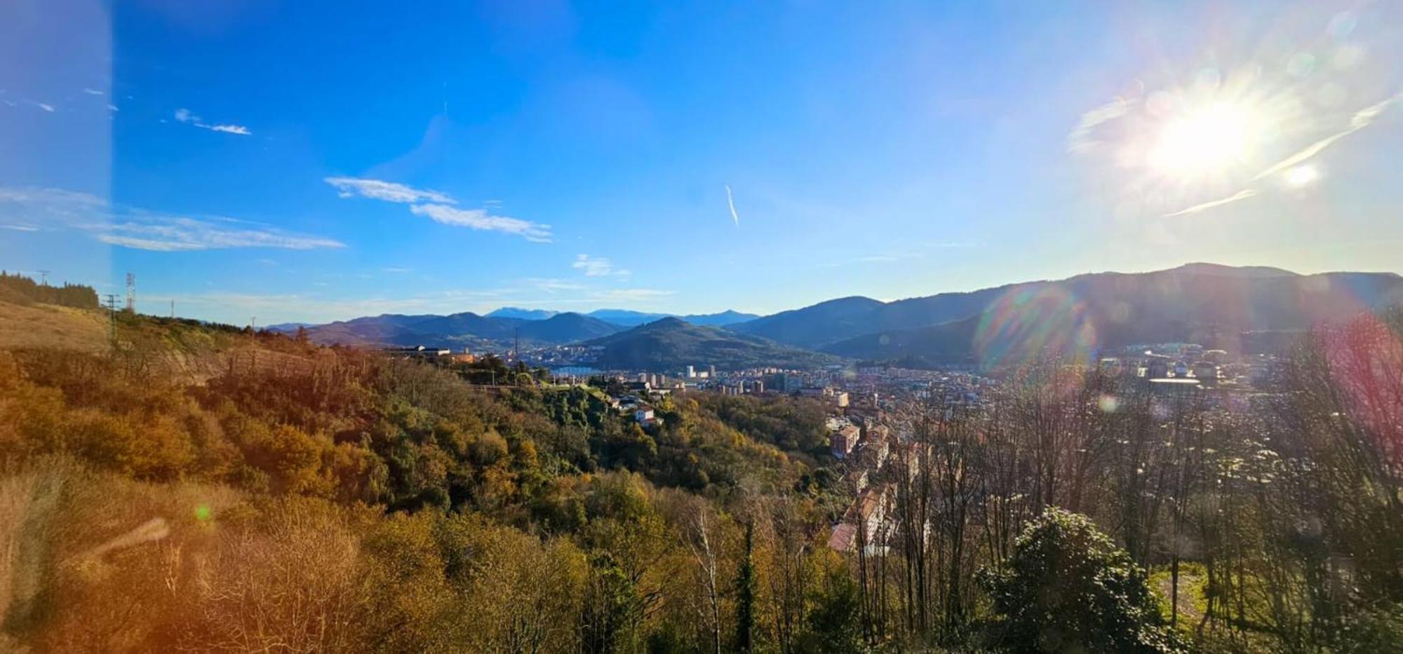 Hotel Artxanda Bilbao, Parking Gratuito En El Exterior Junto Al Hotel (Adults Only) Екстериор снимка