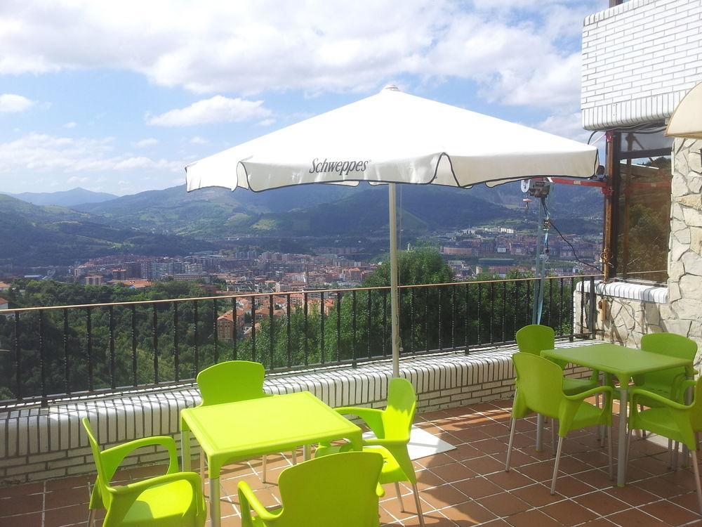 Hotel Artxanda Bilbao, Parking Gratuito En El Exterior Junto Al Hotel (Adults Only) Екстериор снимка